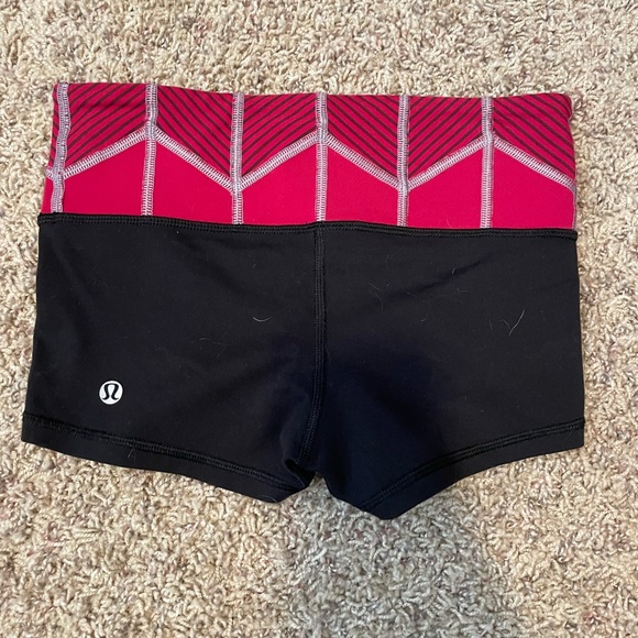 Lululemon yoga shorts - Picture 2 of 2